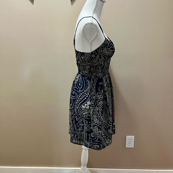 Anthropologie/Staring at Stars Navy Blue Paisley Floral Dress Size 4 - Picture 3 of 9
